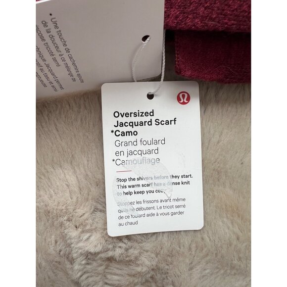 Lululemon Oversized Jacquard Scarf Camo Print Red Warm Viscose-Acrylic Blend - Picture 3 of 5